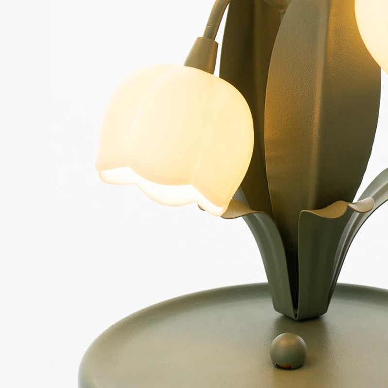 BloomGlow Lamp