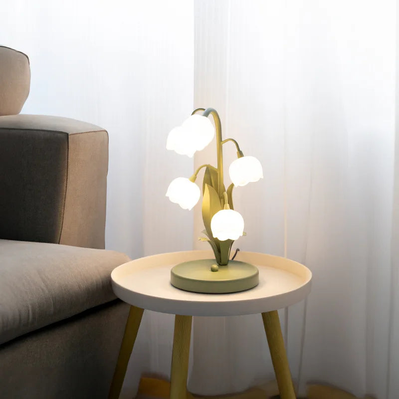 BloomGlow Lamp
