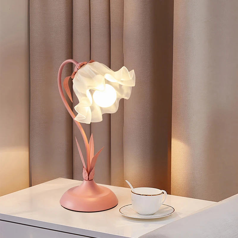 FloraGlow Lamp