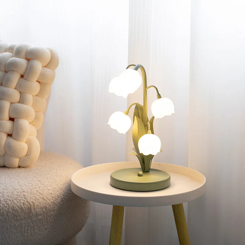 BloomGlow Lamp